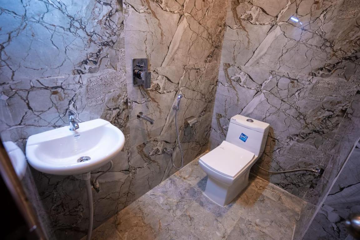 Hotel Jsr Kedar Варанаси Экстерьер фото