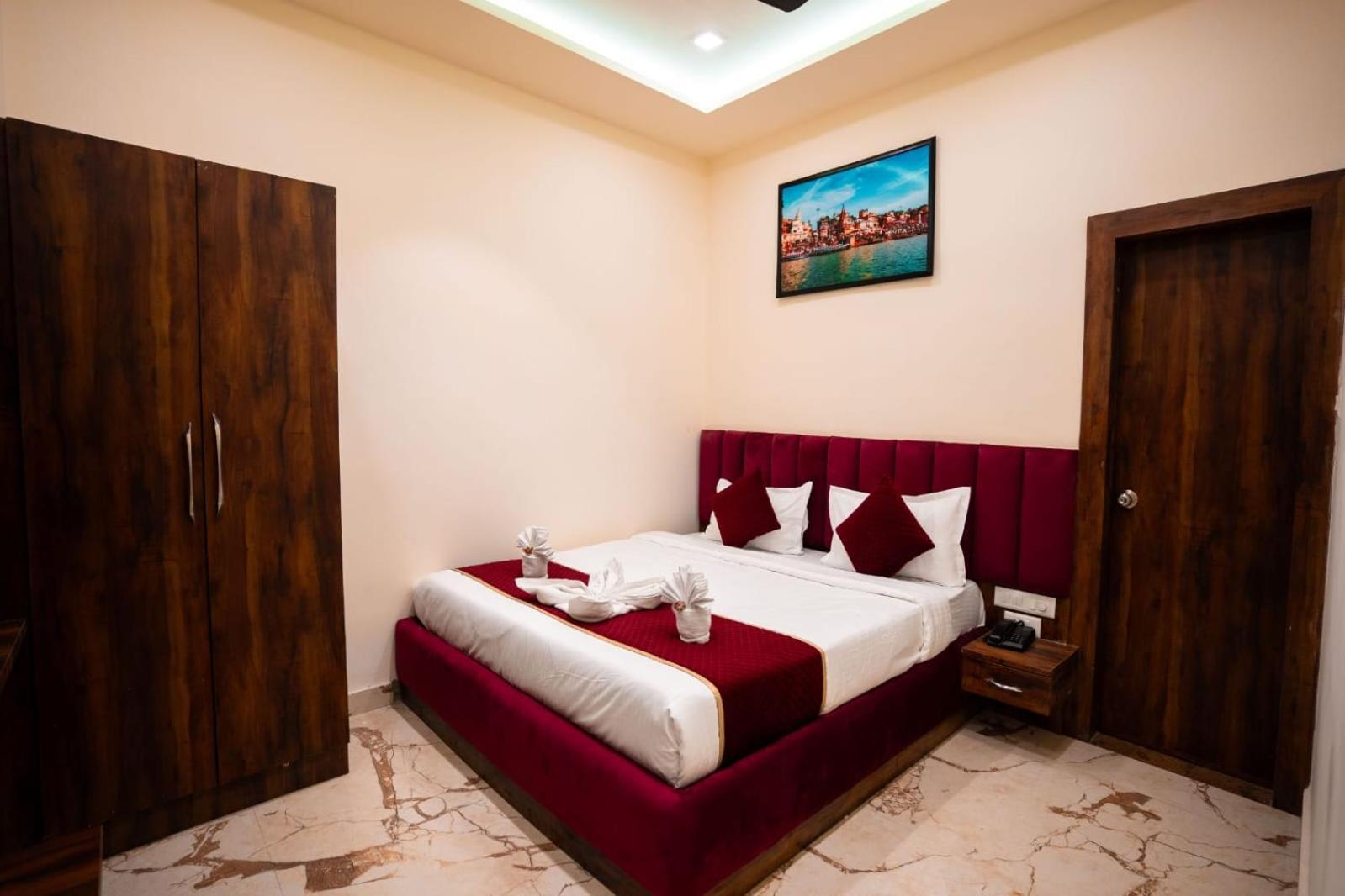 Hotel Jsr Kedar Варанаси Экстерьер фото